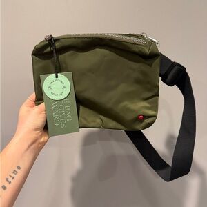 State Lorimer Fanny Pack in Olive NWT